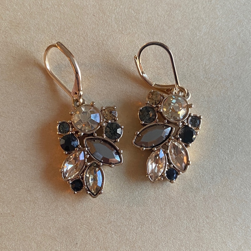 Gold and Black Crystal Dangle Earrings - Picture 1 of 2